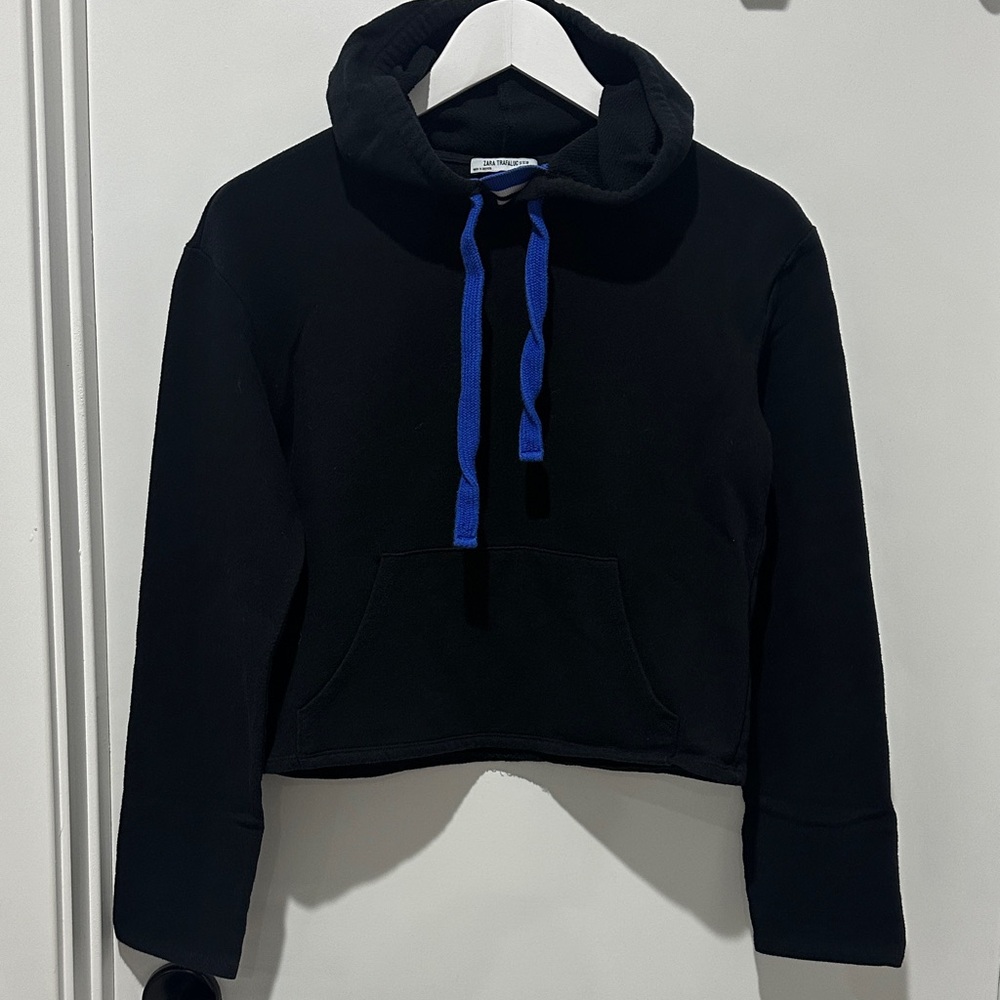ZARA TRAFALUC CROP HOODIE